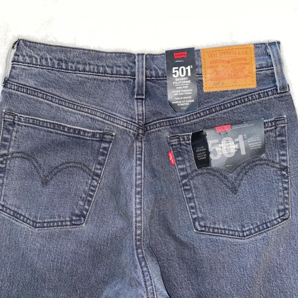 Levi’s 501 Skinny Filiforme - Picture 2 of 13